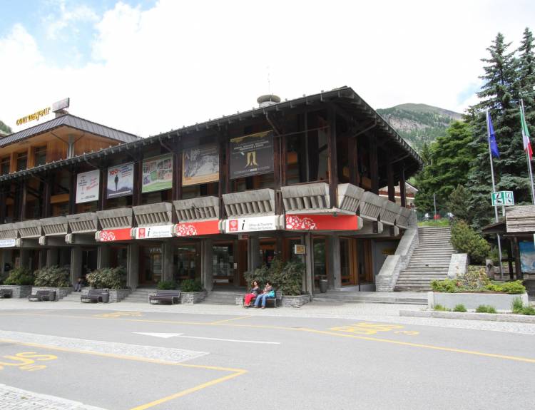 Centro Congressi Courmayeur 7