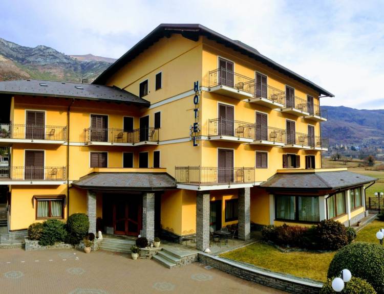 Hotel La Rocca Sport & Benessere 1