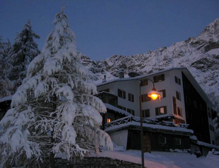 Les Neiges d'Antan Hotel 7