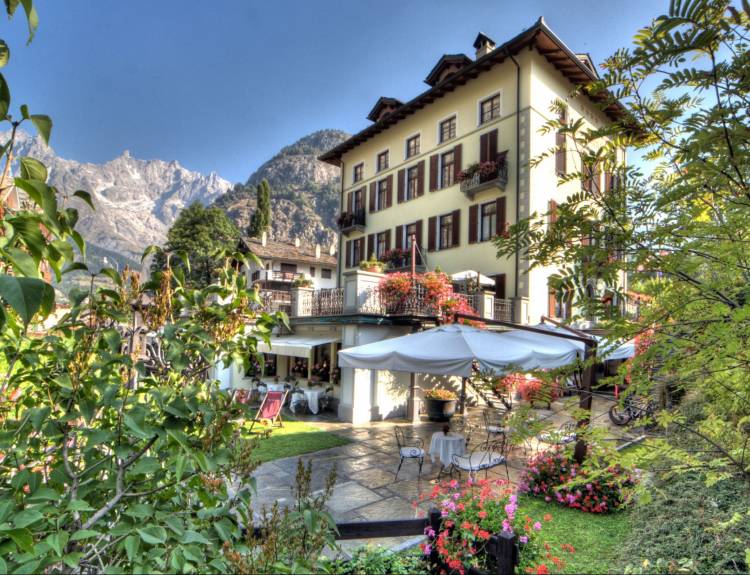 Villa Novecento Romantic Hotel 1